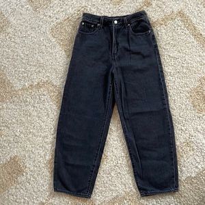Levi’s Ballon Leg Black size 27